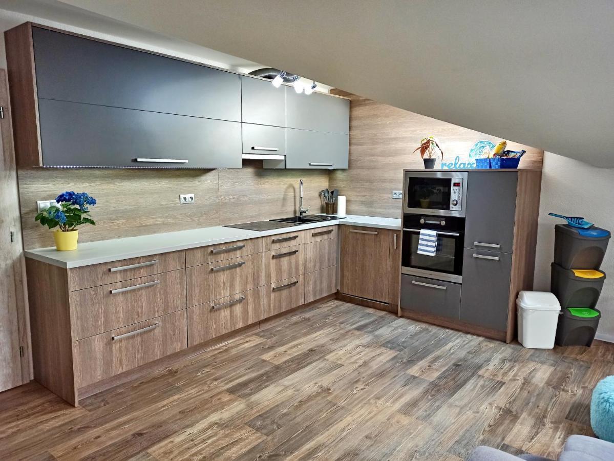 Shiny Star Apartman Spišská Nová Ves المظهر الخارجي الصورة