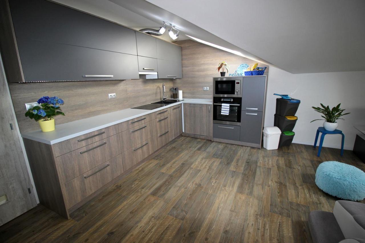 Shiny Star Apartman Spišská Nová Ves المظهر الخارجي الصورة